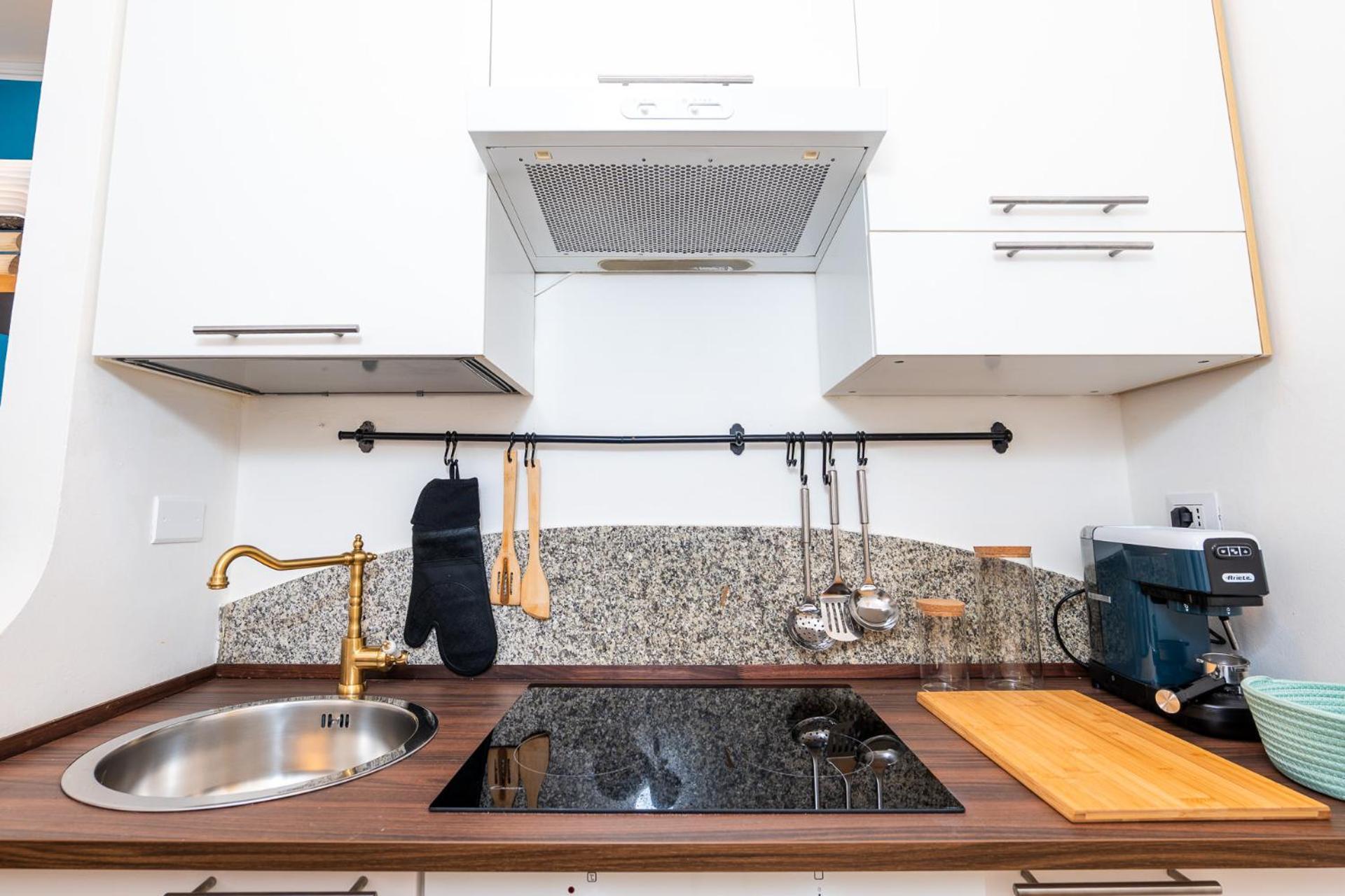 Elegant And Stylish Design In Brera Near The Metro