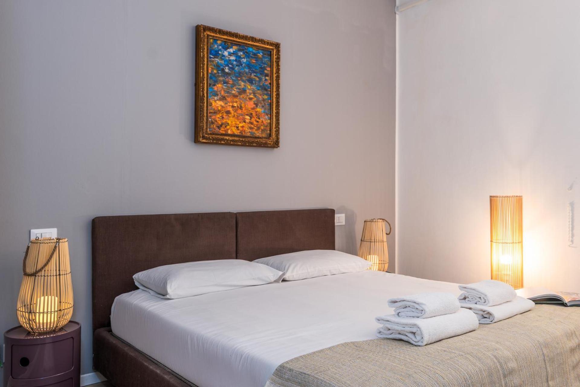Elegant And Stylish Design In Brera Near The Metro Milan